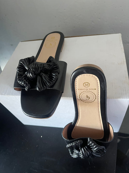 Black Sandals With a Bow
