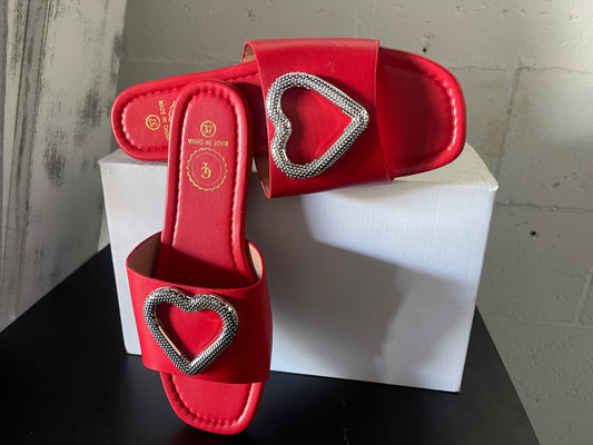 Heart Slip-On Sandals – Women’s Fashion Slides